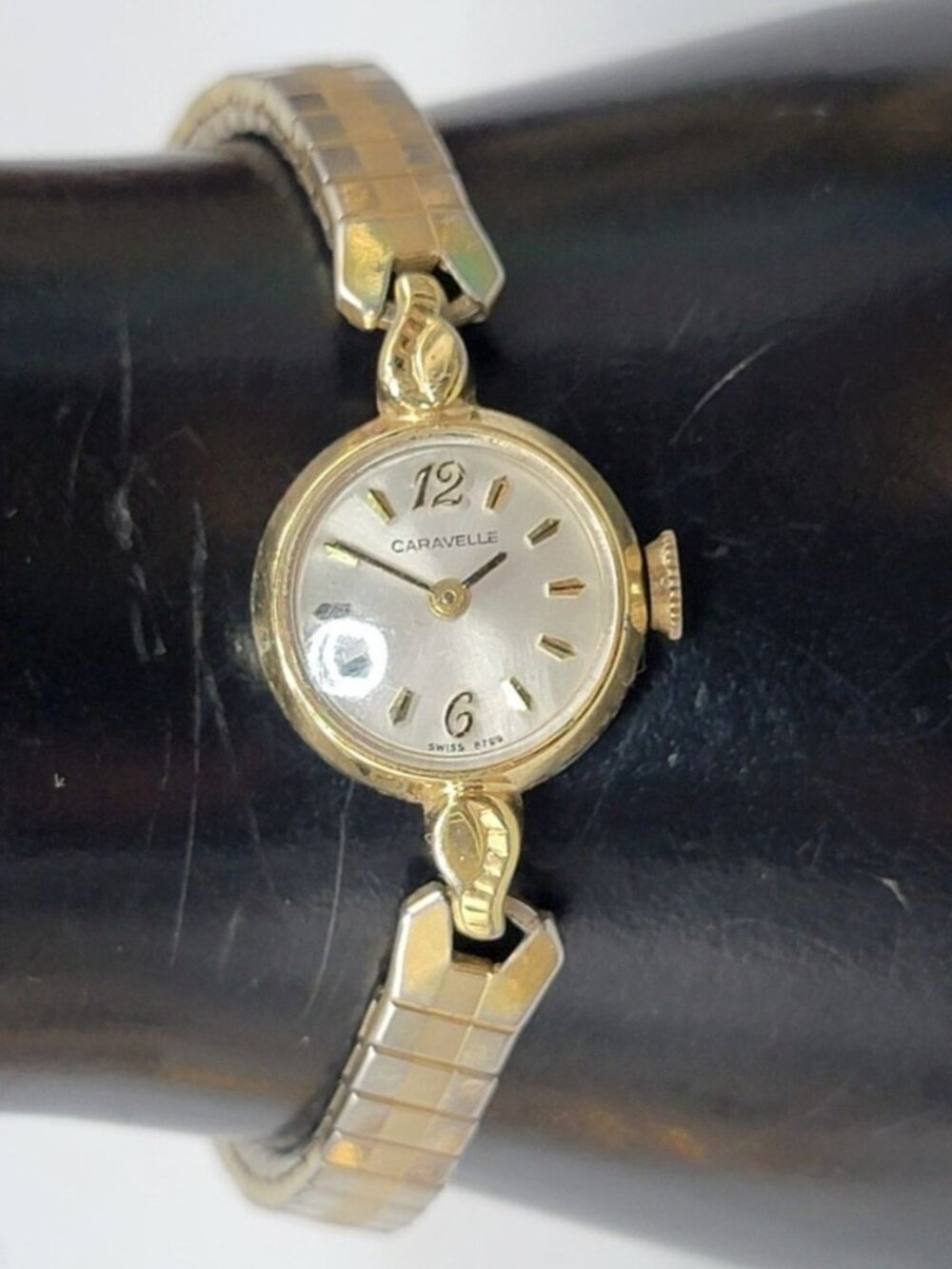 Vintage Caravelle Bulova Ladies Wind Up Watch 1980 P0 Two Tone 17J Swiss Runs